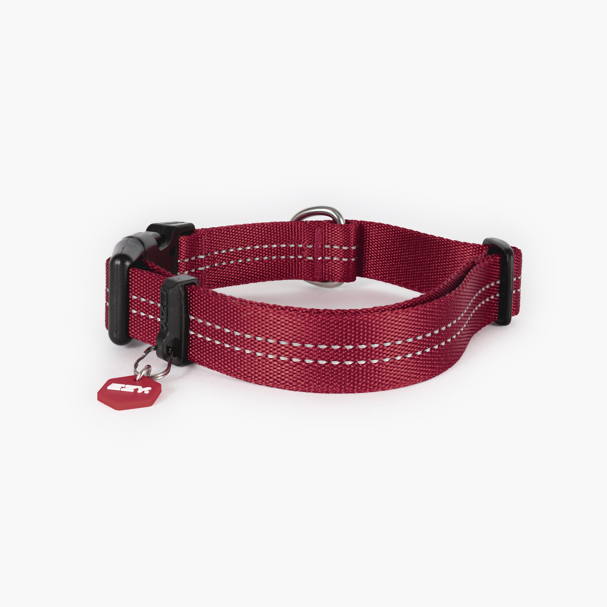 Essential Adjustable Collar