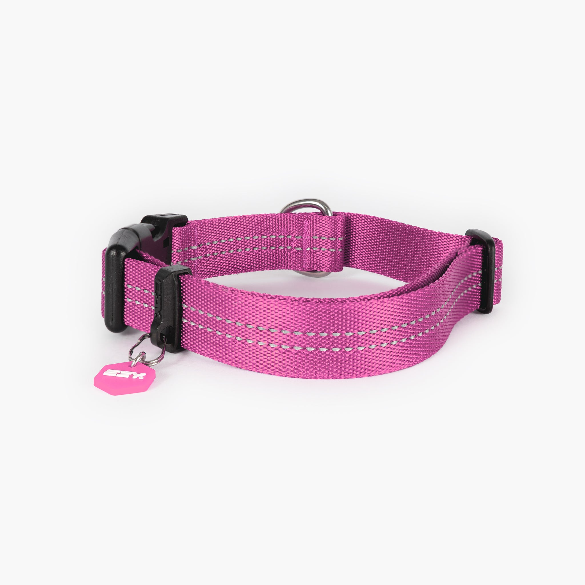 Essential Adjustable Collar